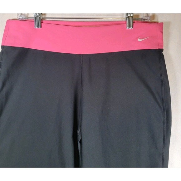 Nike Crop Flare Workout Yoga Athleisure Pants Size Large Black‎ 227608-040 - Picture 2 of 7